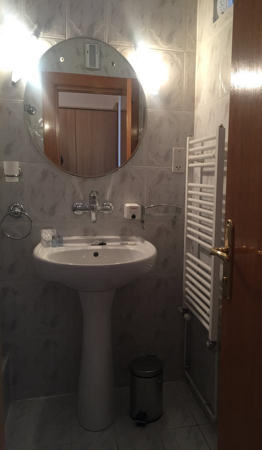 Pensiunea Puiu Popa Codlea Exterior foto